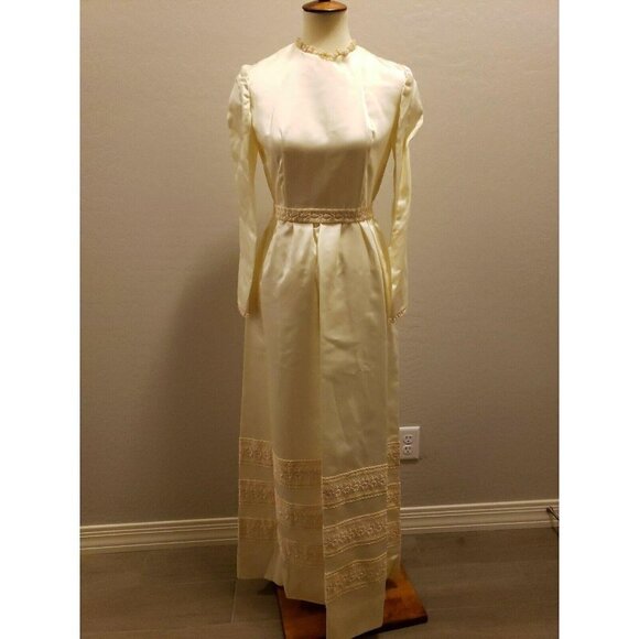 VINTAGE 50's 60's S Pristine taffeta Wedding dress